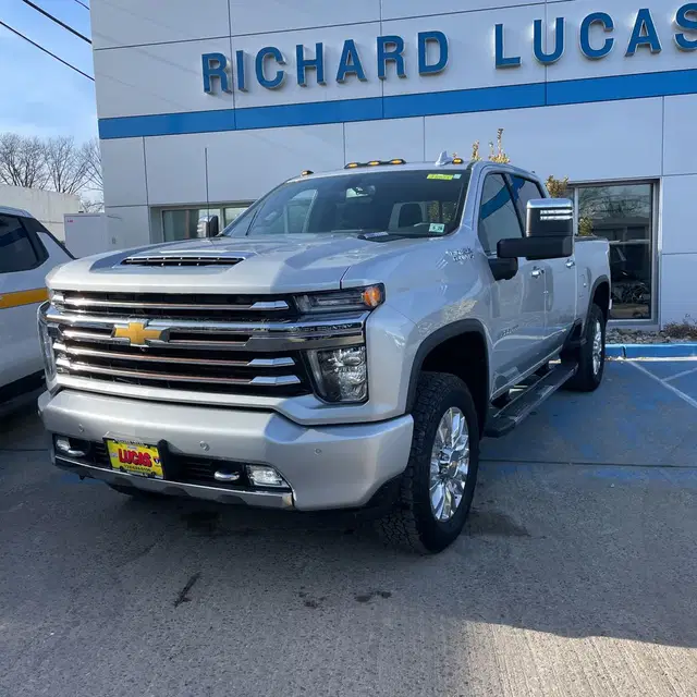 2023 Chevrolet Silverado 3500HD High Country