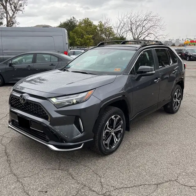 2025 Toyota RAV4 Plug-in Hybrid XSE