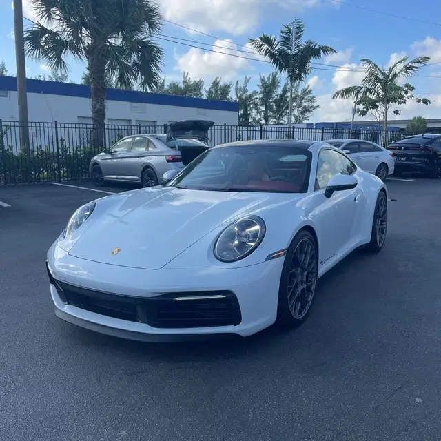 2020 Porsche 911 Carrera 4S