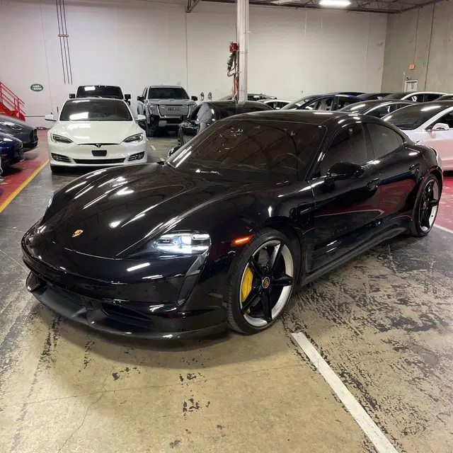 2020 Porsche Taycan Turbo S