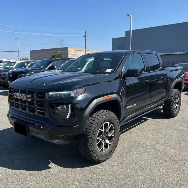 2023 GMC Canyon AT4X