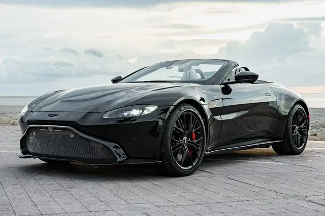 2021 Aston Martin Vantage Roadster