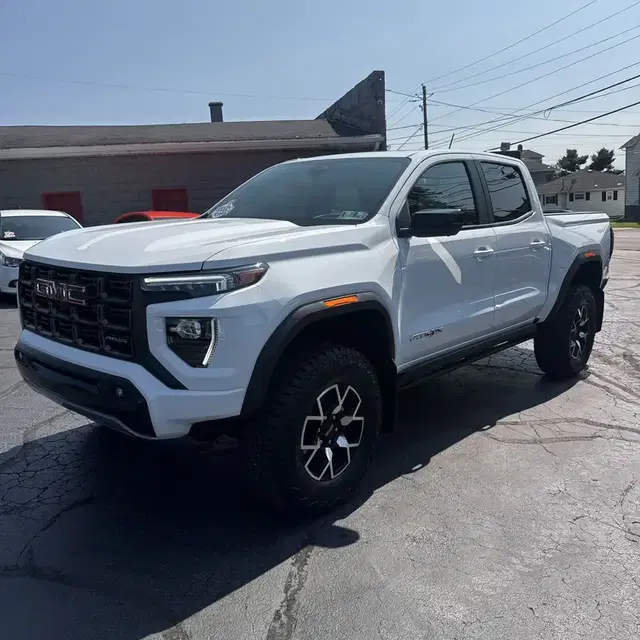 2024 GMC Canyon AT4X
