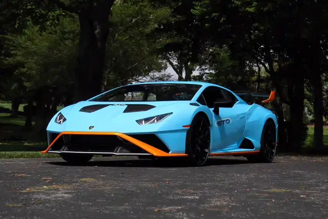 2022 Lamborghini Huracan STO