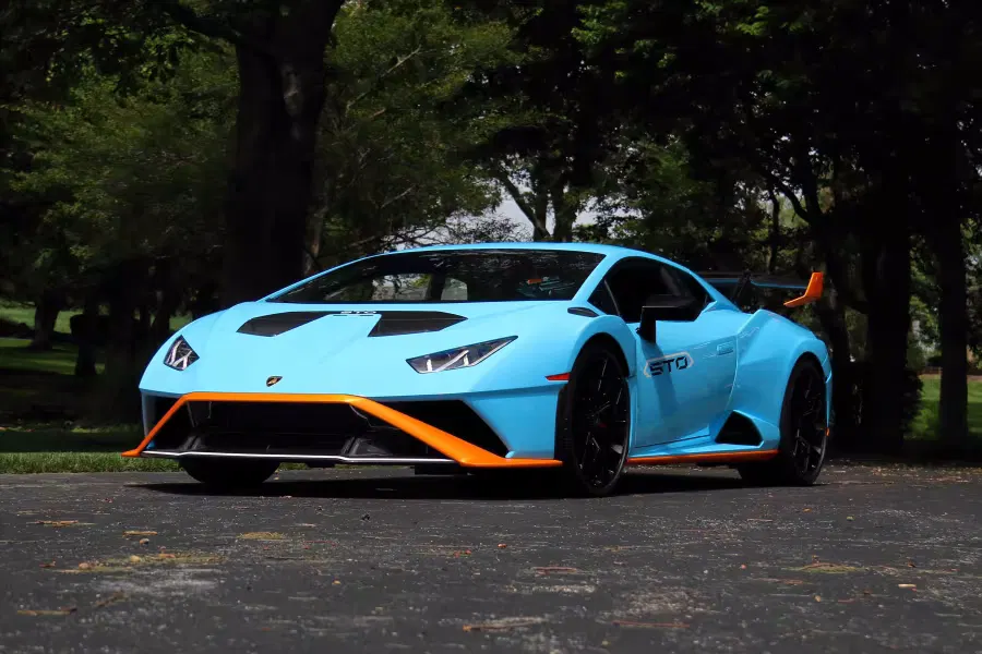 2022 Lamborghini Huracan STO
