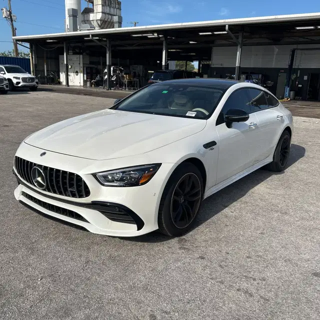 2022 Mercedes-Benz AMG GT 43