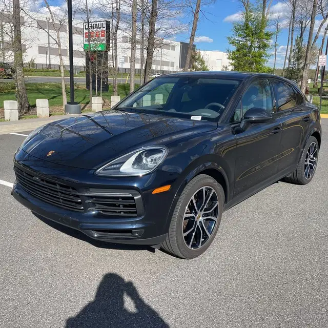 2022 Porsche Cayenne Coupe