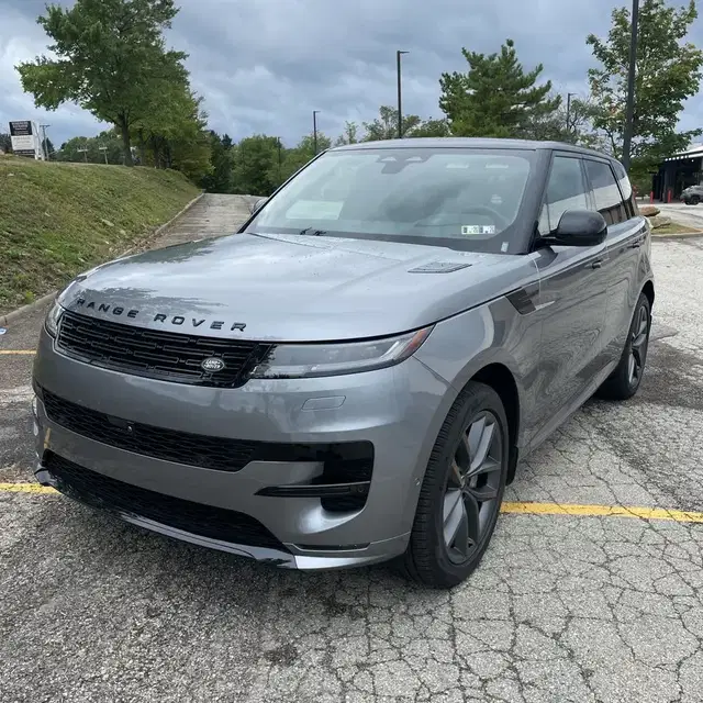 2025 Land Rover Range Rover Sport Dynamic SE P400