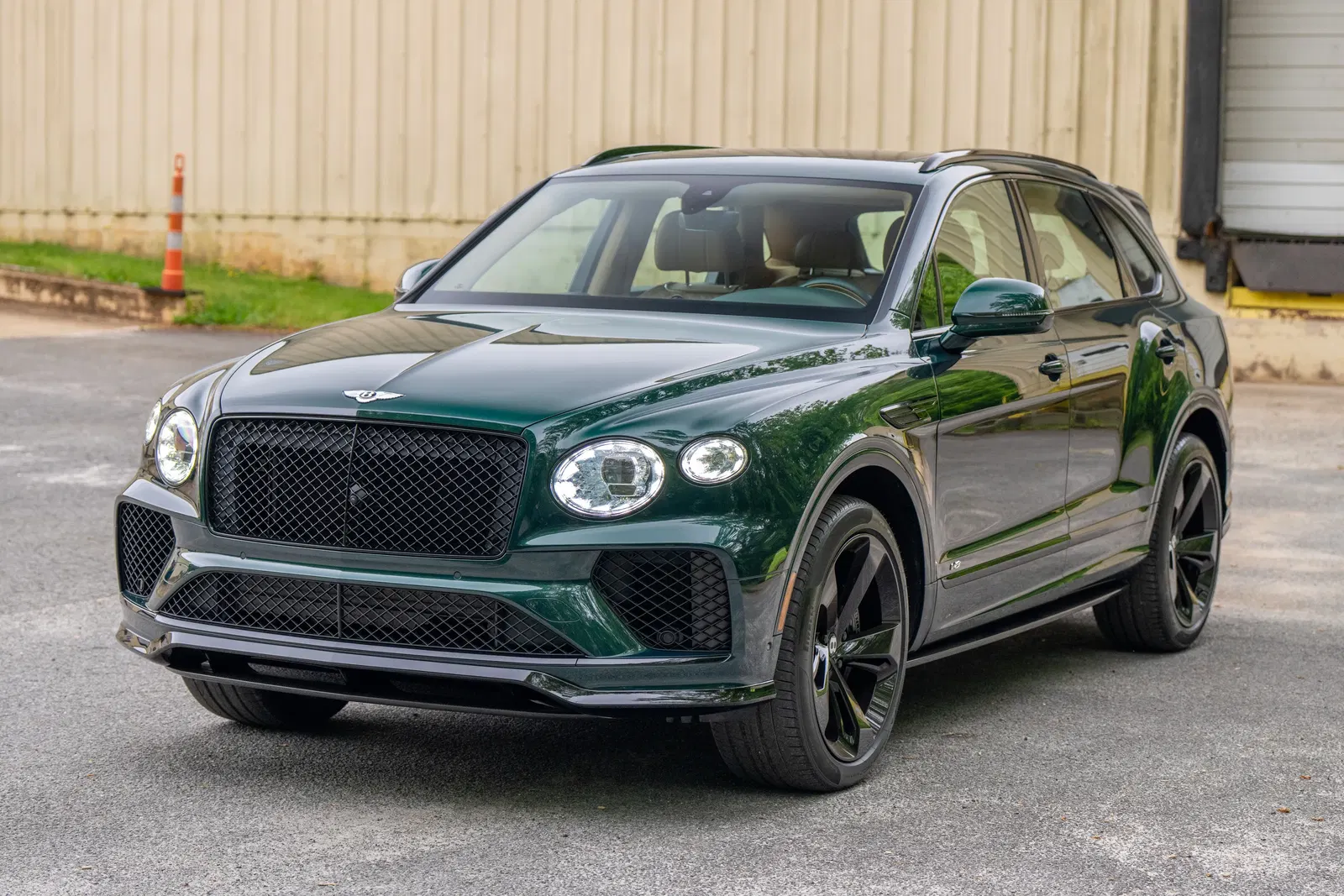 4,300-Mile 2021 Bentley Bentayga V8