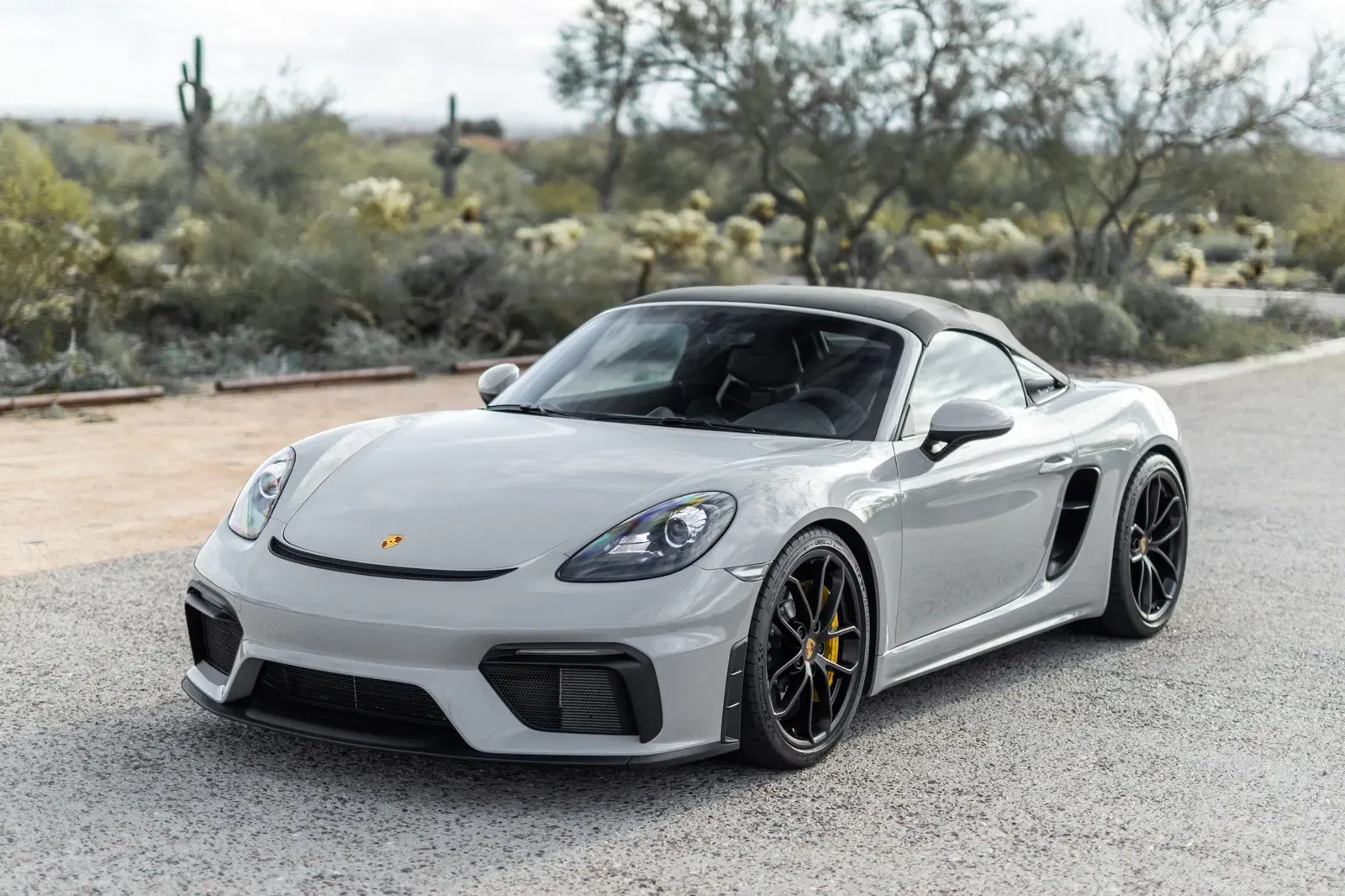 2020 Porsche 718 Spyder 6-Speed