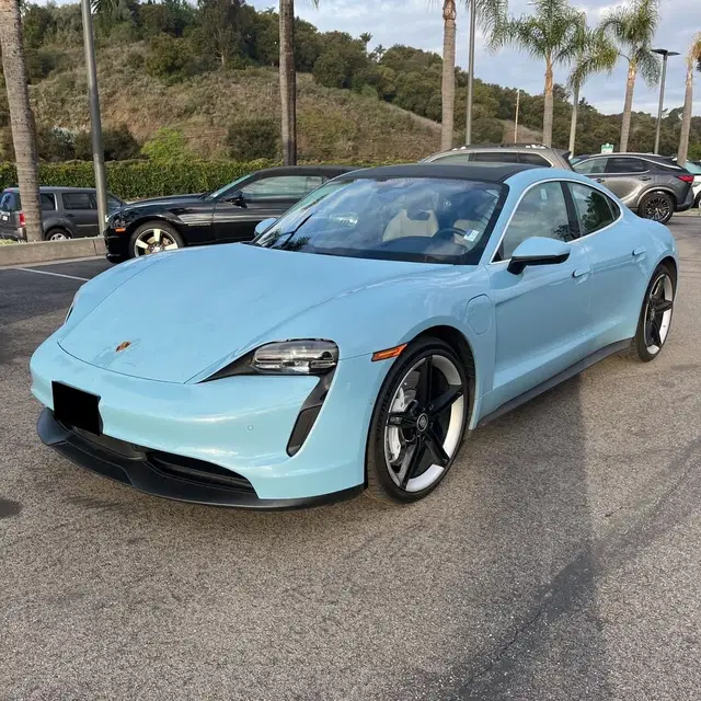 2022 Porsche Taycan 4S