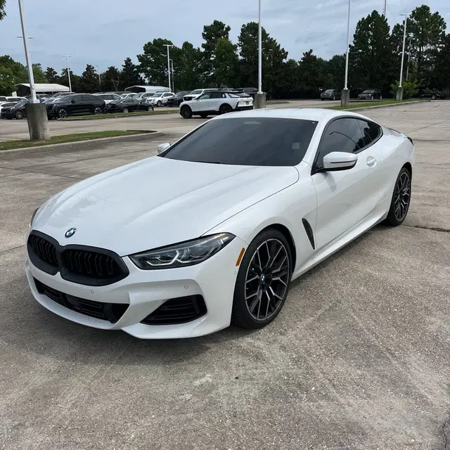 2025 BMW 8-Series 840i