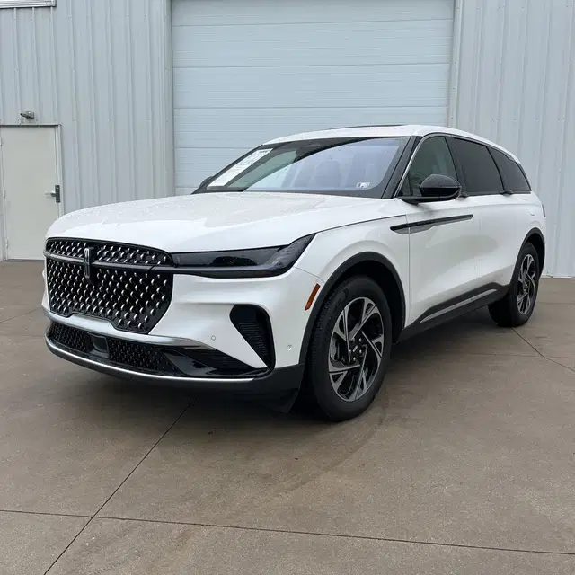 2024 Lincoln Nautilus Hybrid Premiere