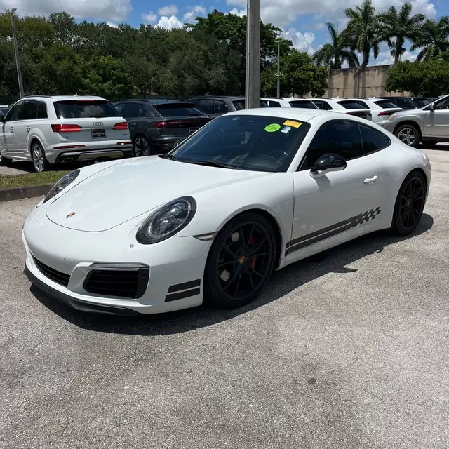 2017 Porsche 911 Carrera 2 S