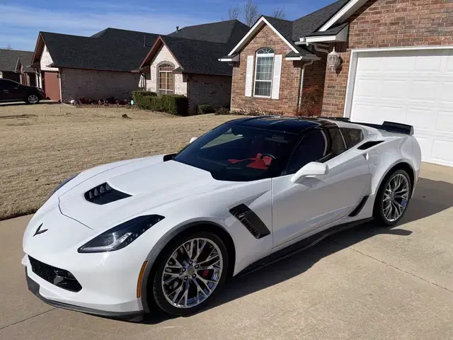 2016 Chevrolet Corvette Z06 Coupe 2LZ