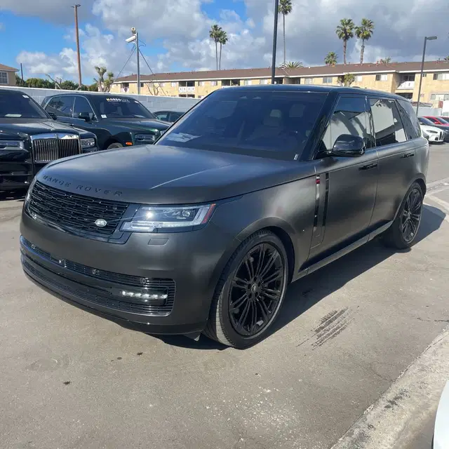 2023 Land Rover Range Rover P530 SE