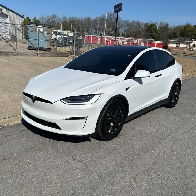 2022 Tesla Model X Plaid